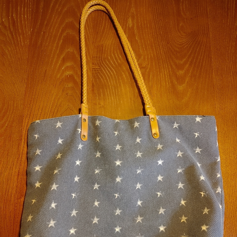 MOSSIMO bag. - Picture 2 of 5